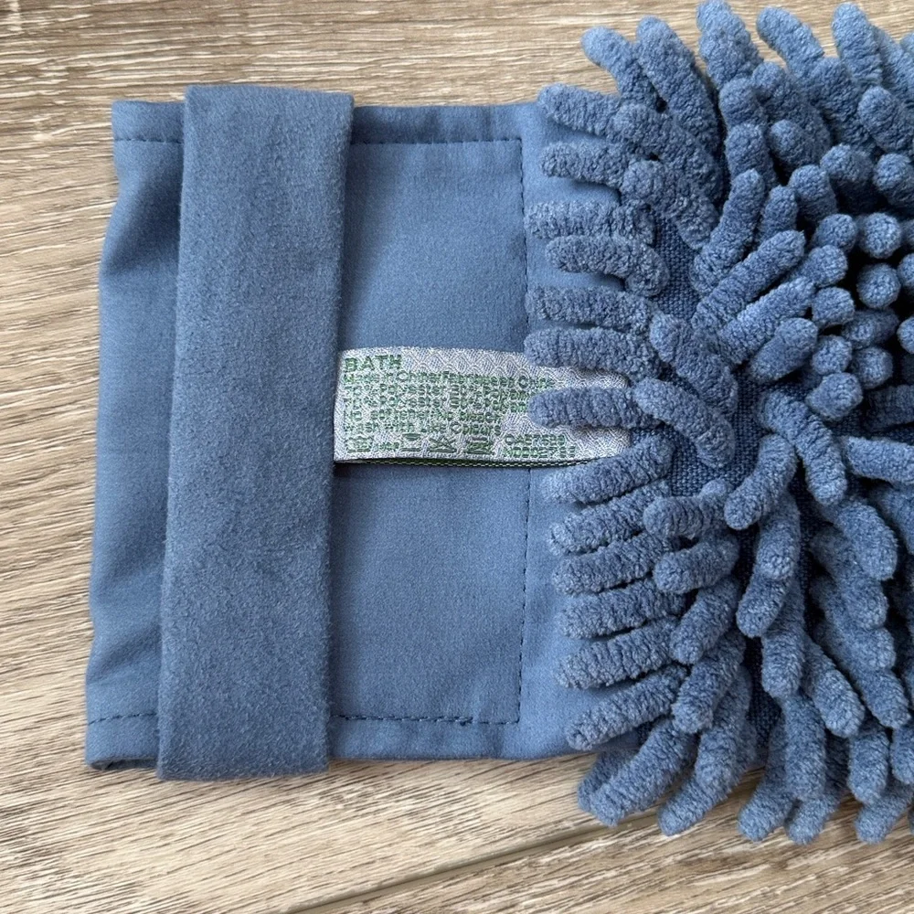 Norwex Chenille Hand Towel NWOT